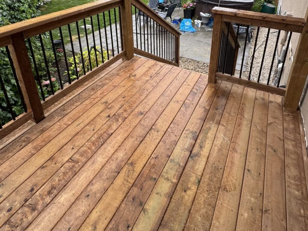 Niverville Deck and Fence Construction